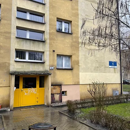 Apartment Przytulny I Komfortowy *
