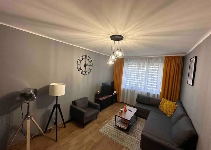 Spacious 2Br Apartment,Balcony, Self Check In アパート *