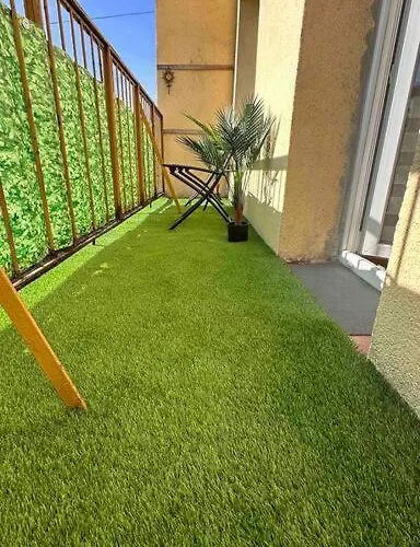 Spacious 2br Apartment,balcony, Self Check In דירה *