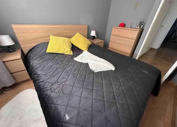 דירה Spacious 2br Apartment,balcony, Self Check In *