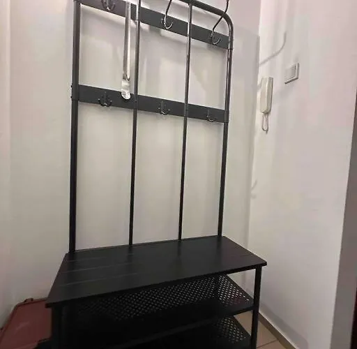 Spacious 2Br Apartment,Balcony, Self Check In ザブジェ